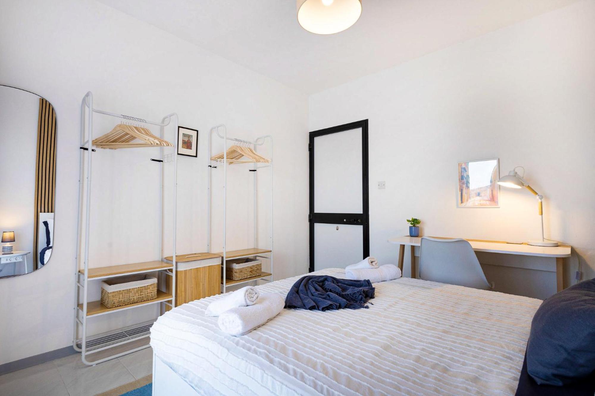 Spacious 2Br Penthouse With A Large Front-Terrace - Close To Bugibba Perched Beach St. Paul's Bay Esterno foto